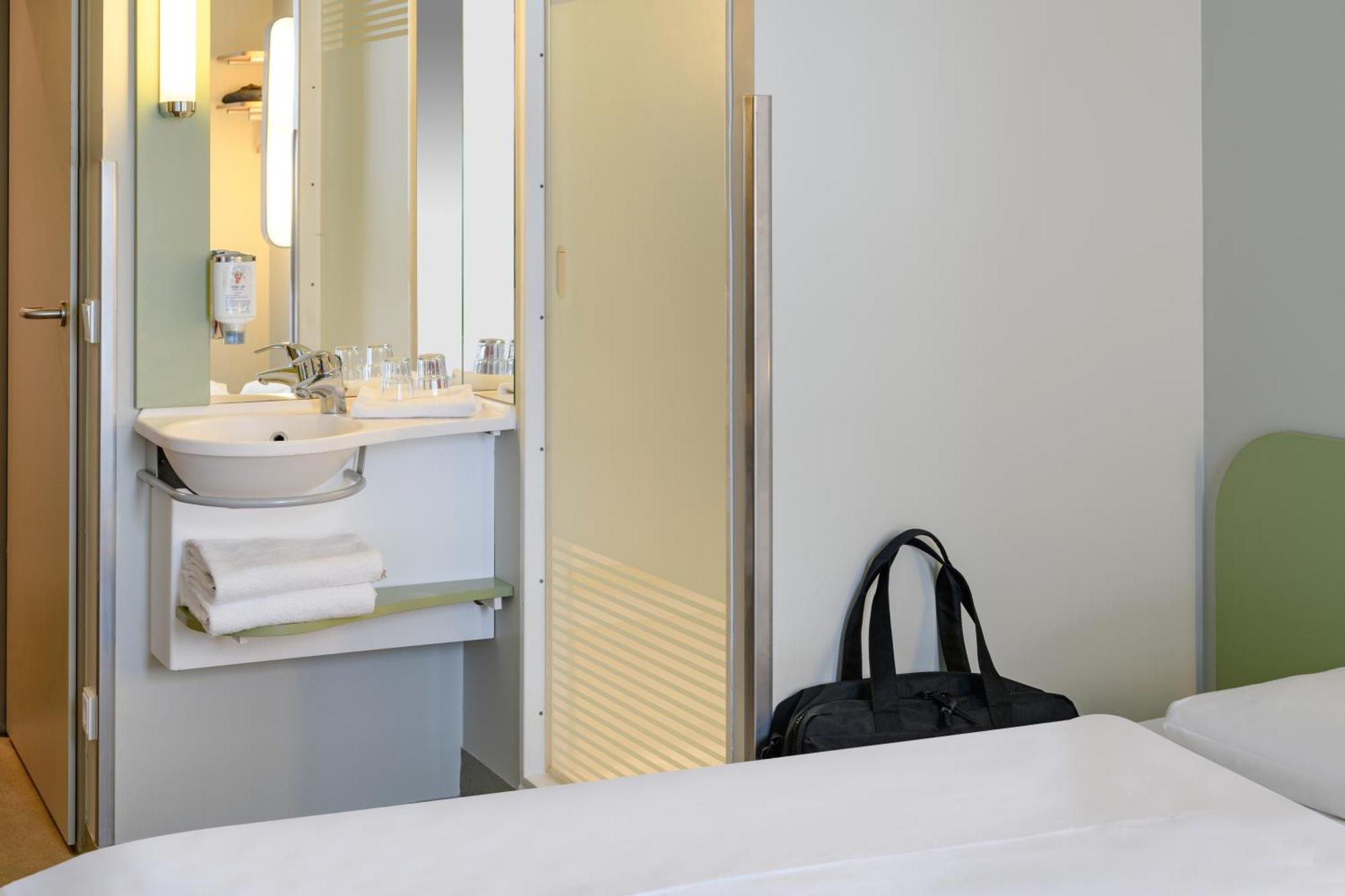 Ibis Budget Luebeck City Sued Exterior foto